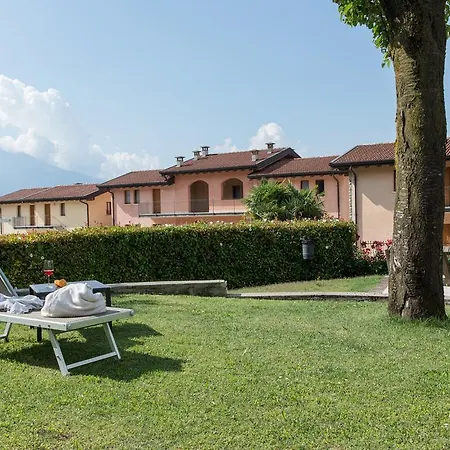 Apartahotel La Berna 3*