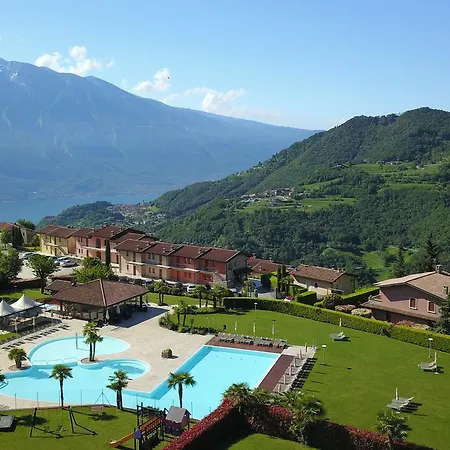 La Berna Apartahotel *